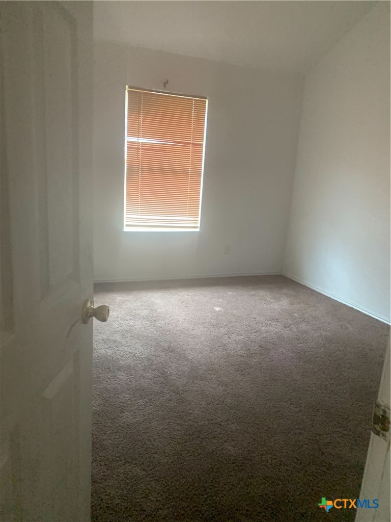 4306 Alleeta Drive B Property Photo 7