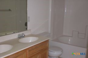 4306 Alleeta Drive B Property Photo 9