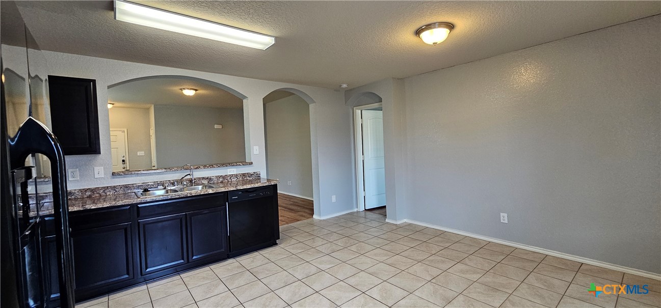 1024 Sandwell Court Property Photo 7