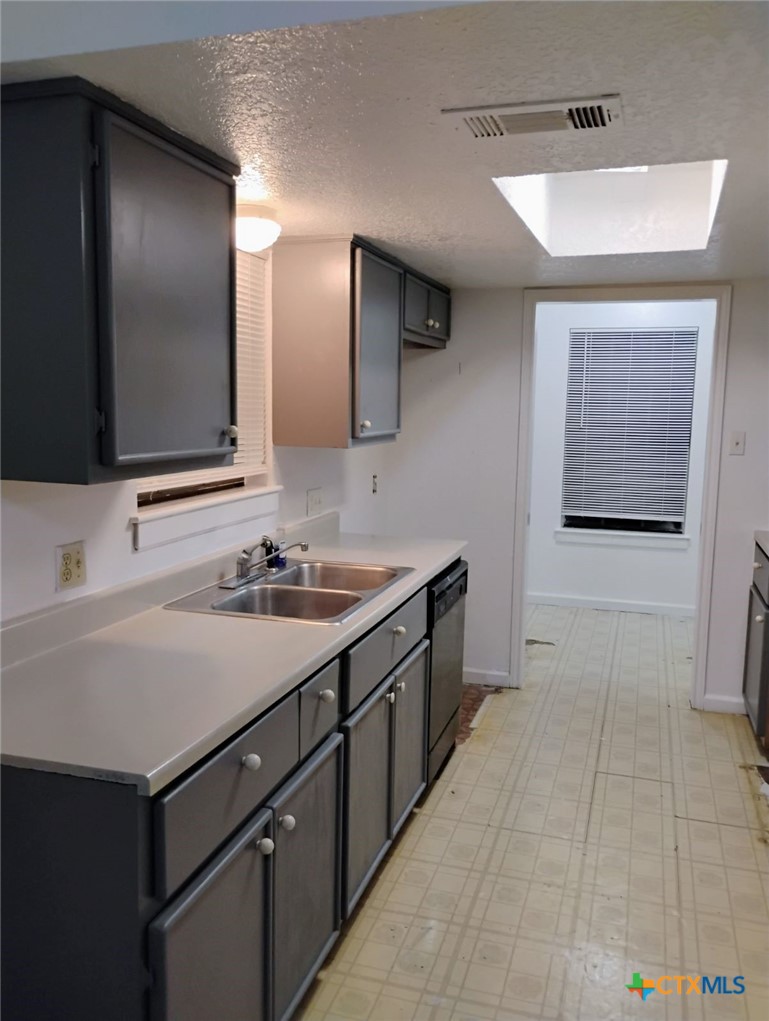209 Orchard Street Property Photo 11