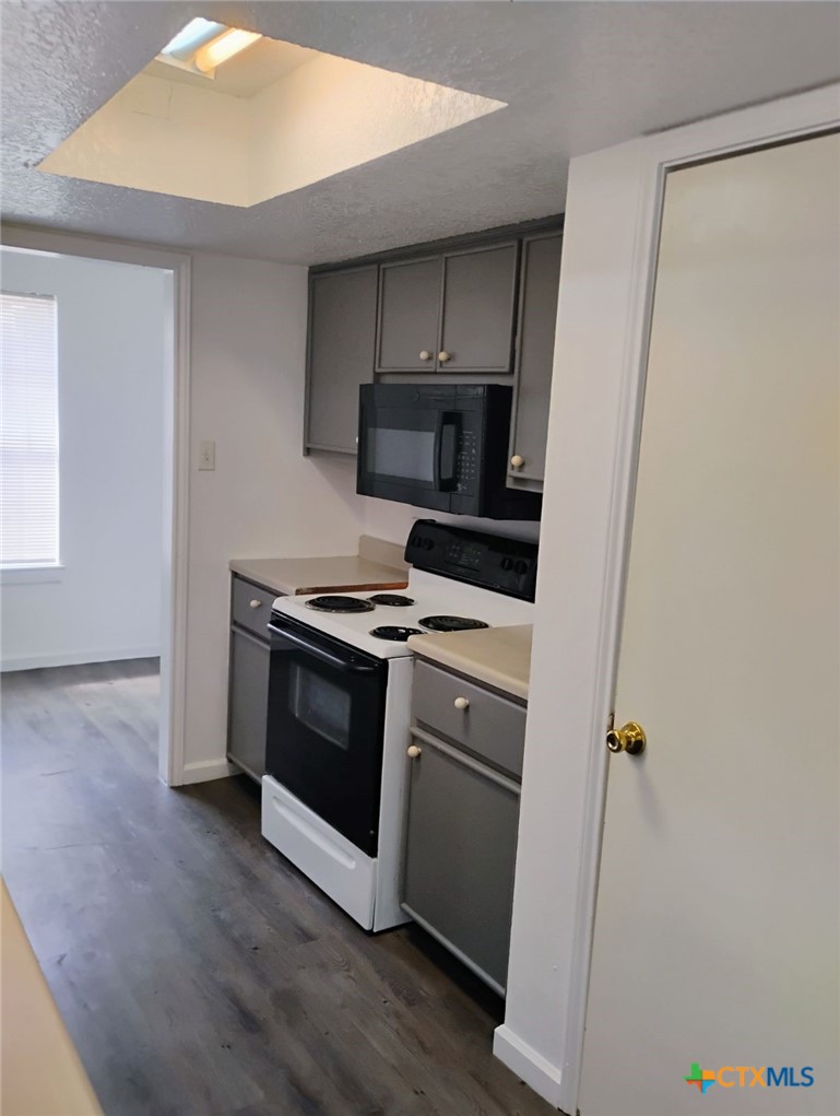 209 Orchard Street Property Photo 13