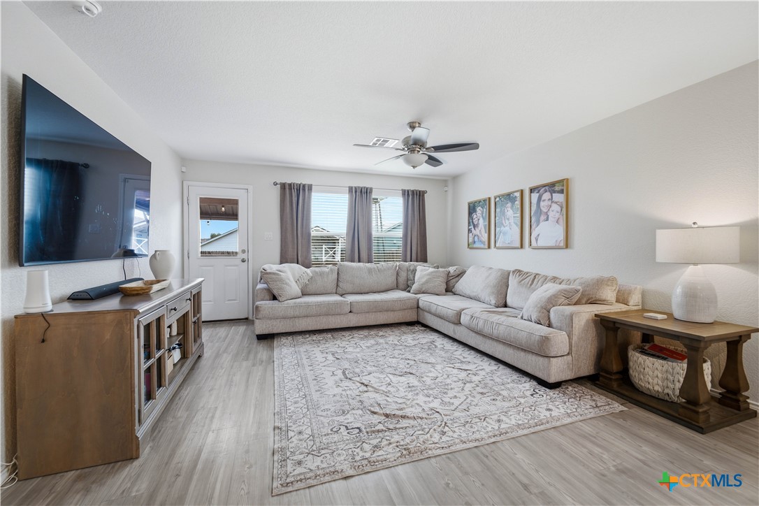 2931 Whinchat Property Photo 9