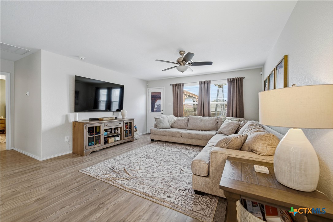 2931 Whinchat Property Photo 10