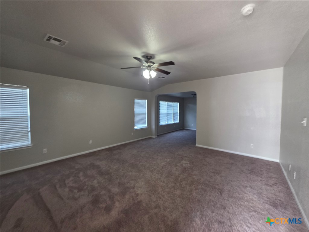 423 Wrought Iron Drive Property Photo 9