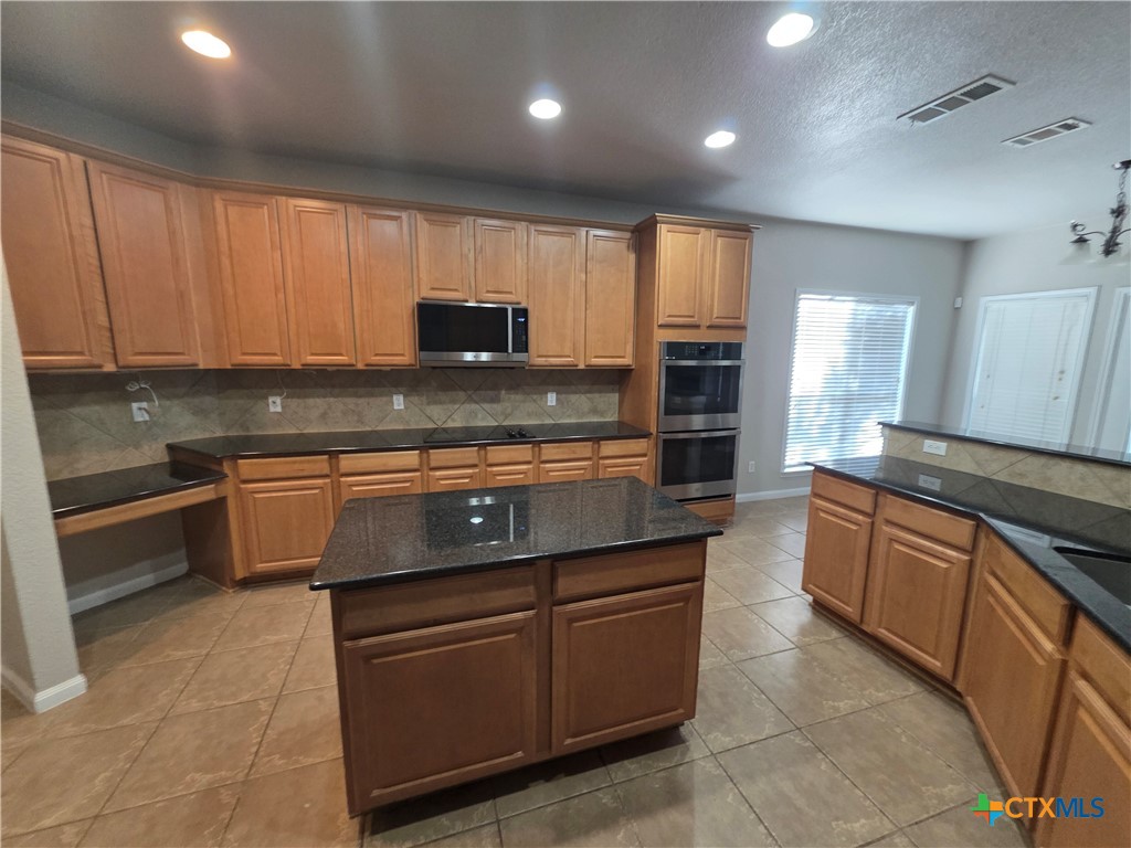423 Wrought Iron Drive Property Photo 25