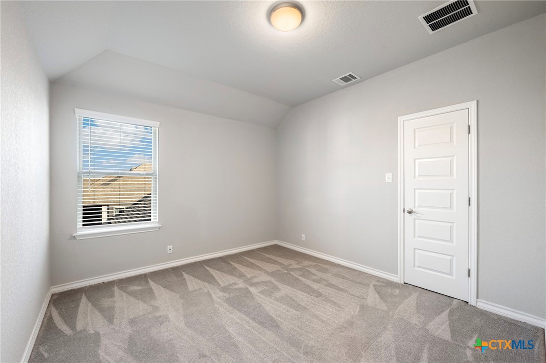 1511 Balcones Fault Property Photo 32