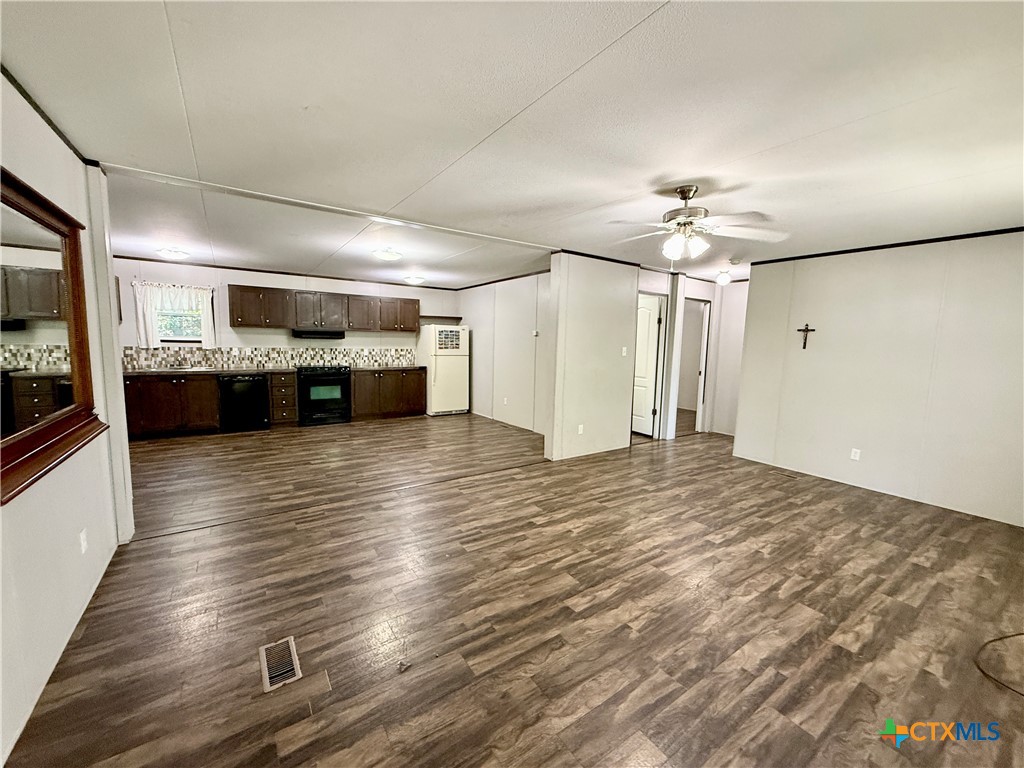 159 Deer Lane Property Photo 5