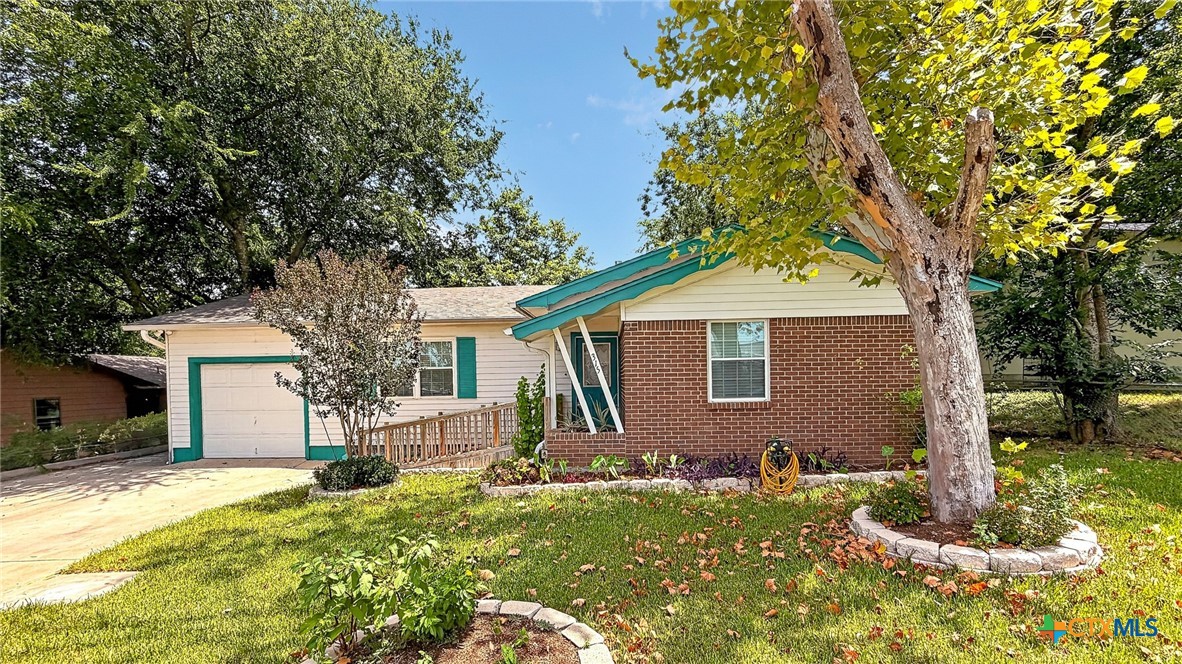 315 Elm Street Property Photo 1