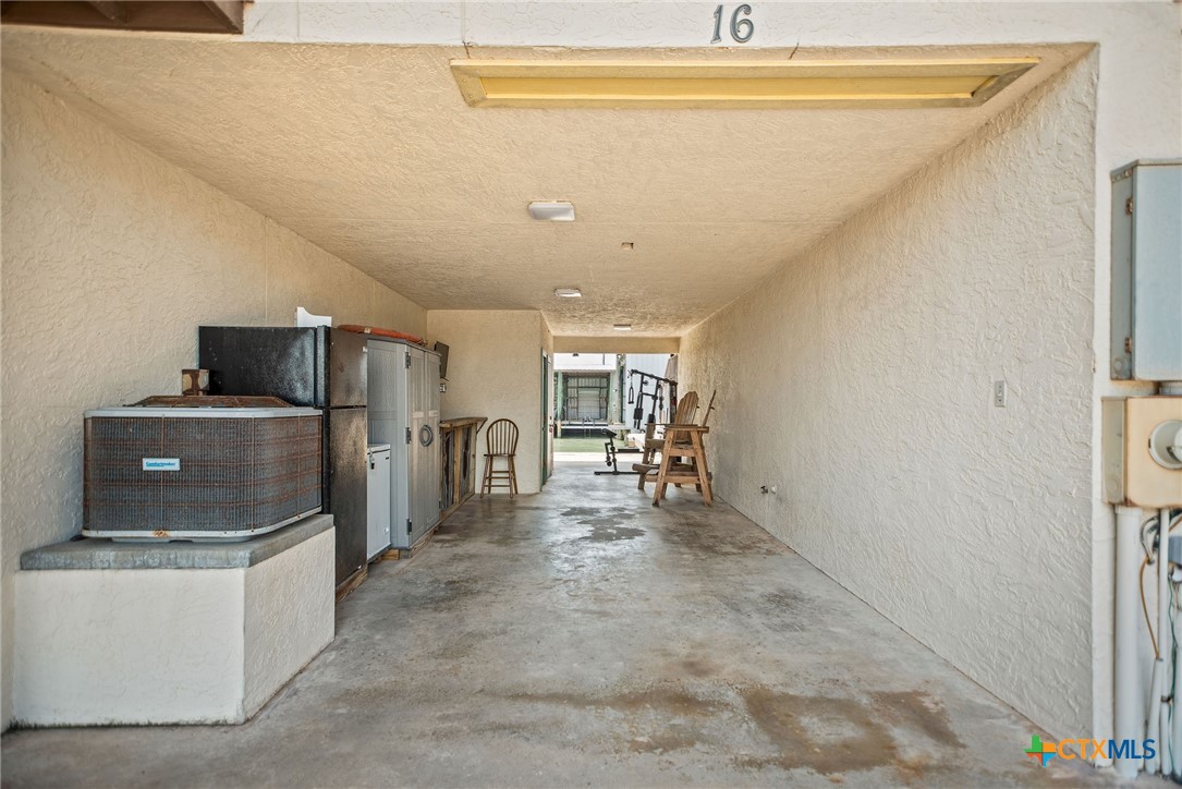 434 15th St. Property Photo 6