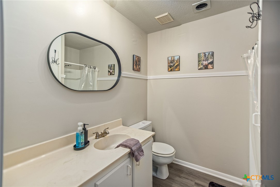 434 15th St. Property Photo 21