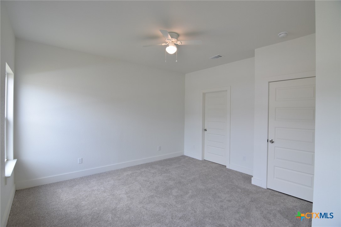 1907 Allie Way Property Photo 4