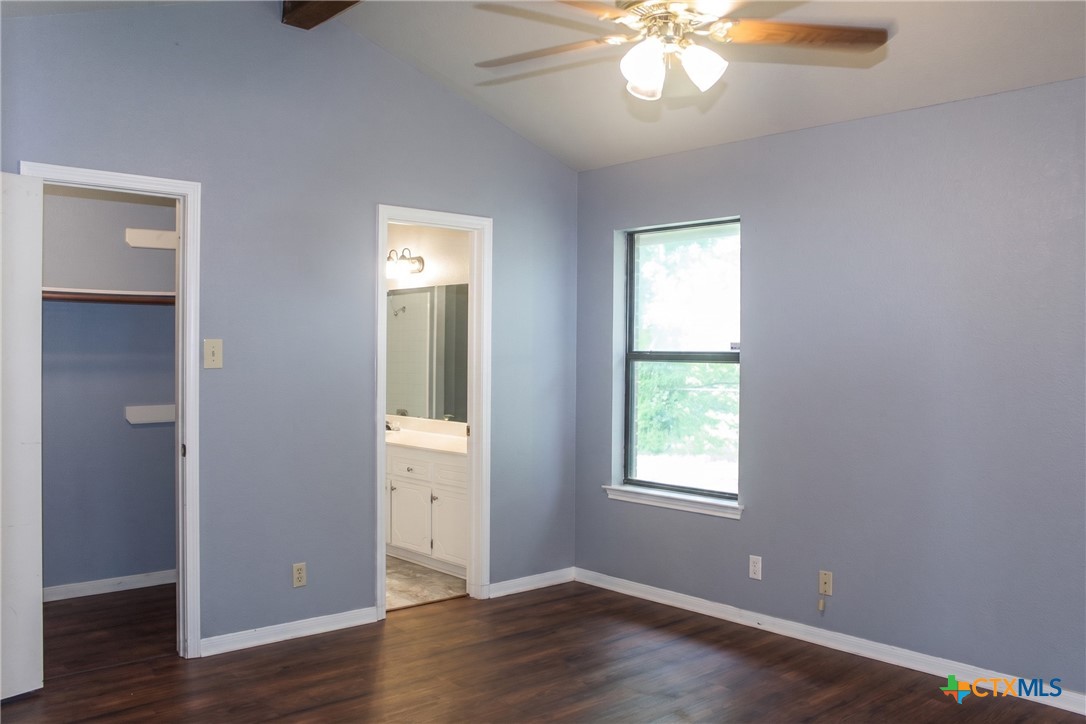 4916 Glass Mountain Drive Property Photo 6
