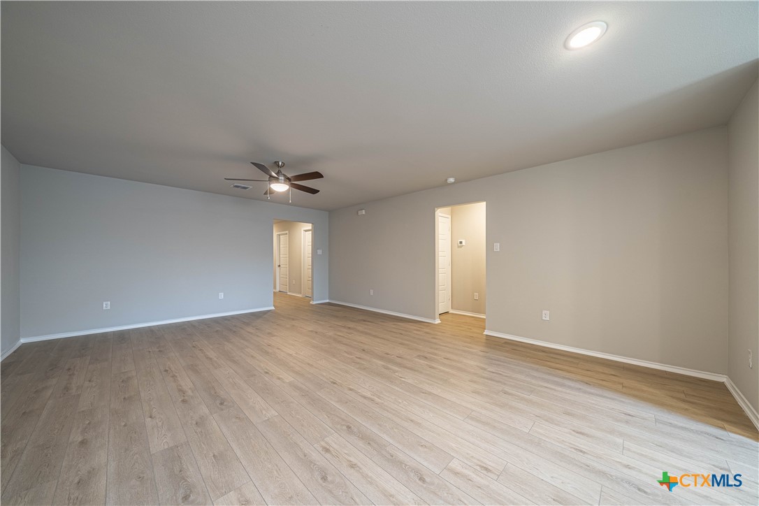 240 West Martindale Property Photo 14