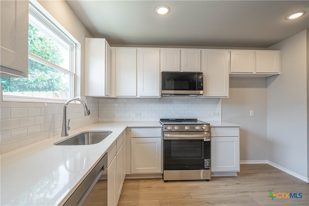240 West Martindale Property Photo 19