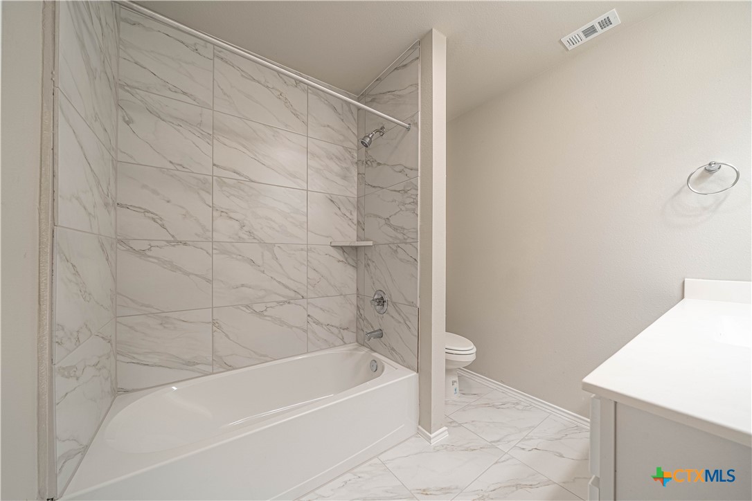 240 West Martindale Property Photo 24