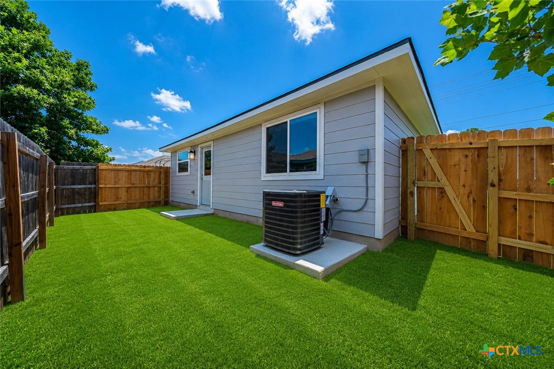 240 West Martindale Property Photo 29
