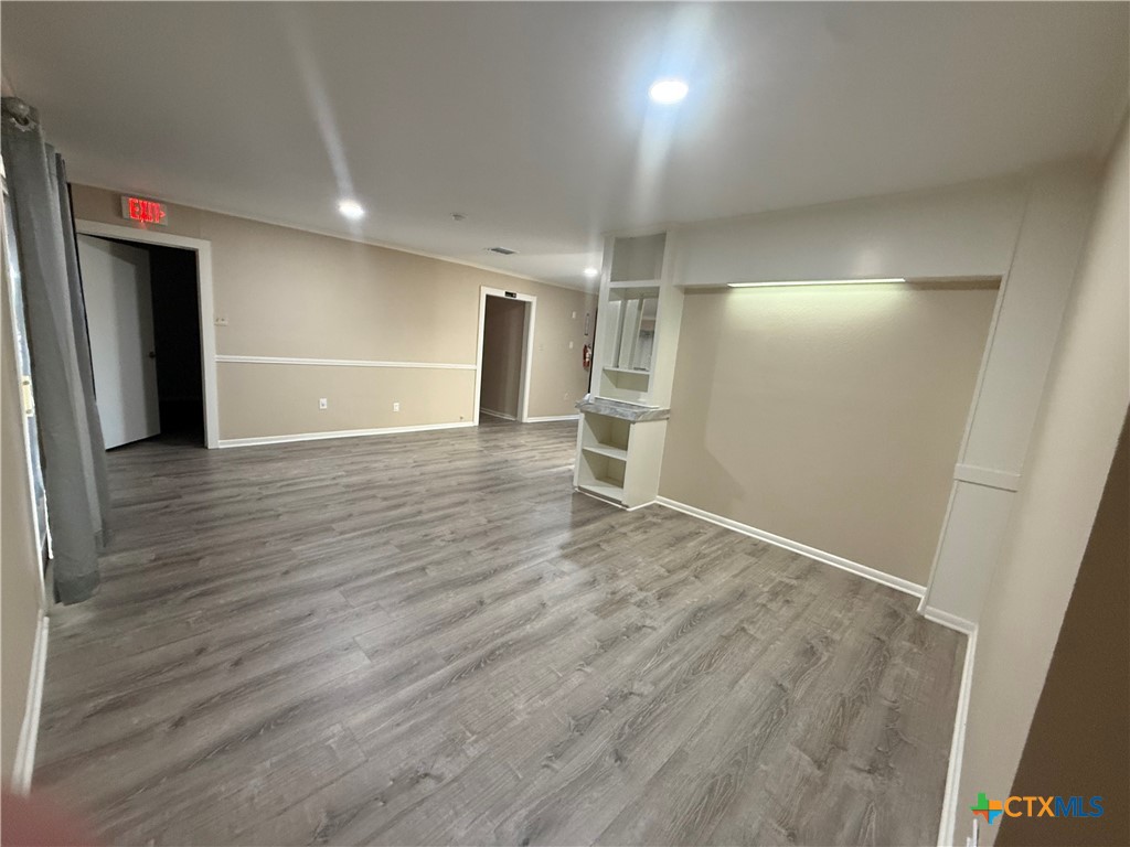 1117 E Court Street Property Photo 10