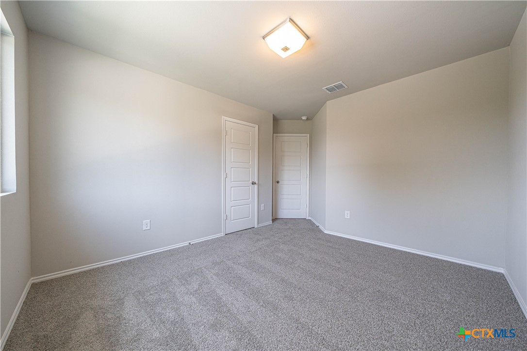 304 West Martindale St Property Photo 19
