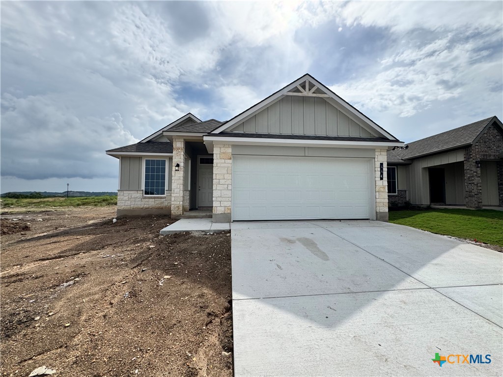 441 Presley Drive Property Photo 1