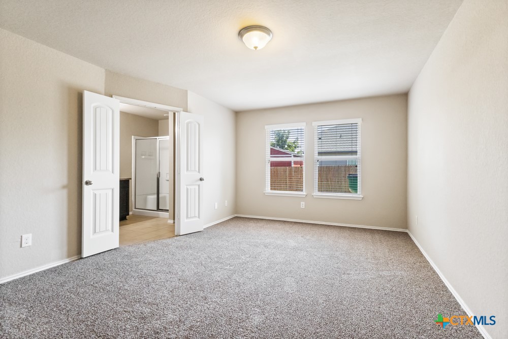 1533 Redbridge Drive Property Photo 13
