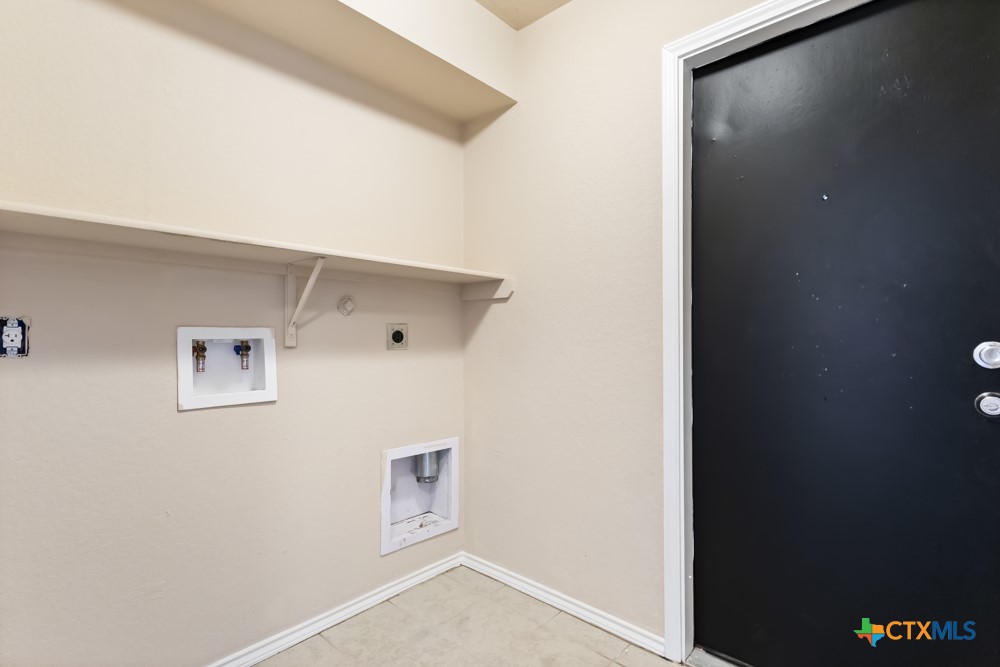 1533 Redbridge Drive Property Photo 22