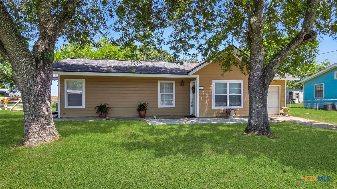 82 Bayou Drive Property Photo 1