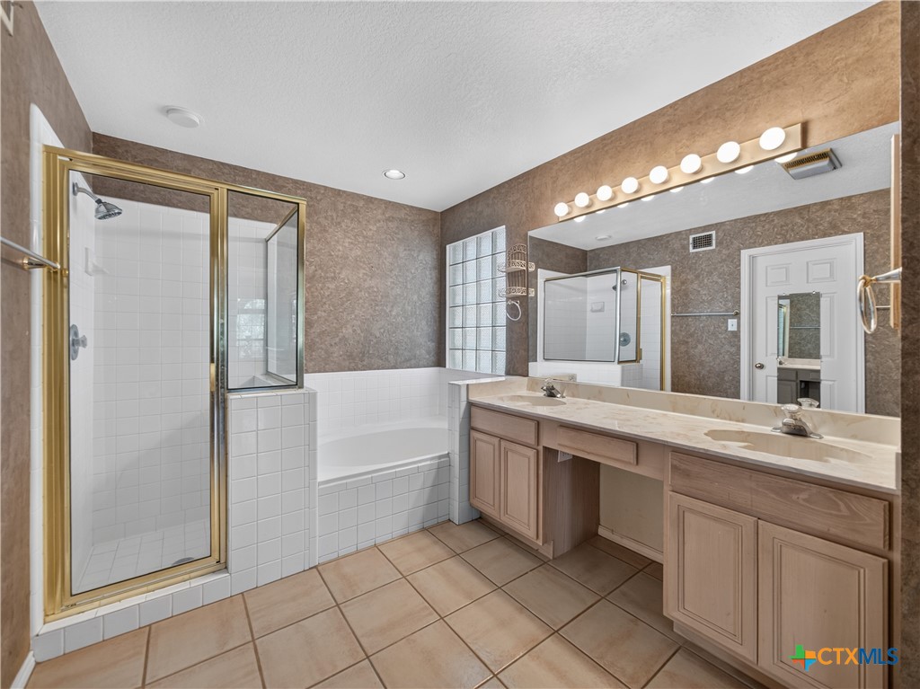 2611 Barton Hill Drive Property Photo 19