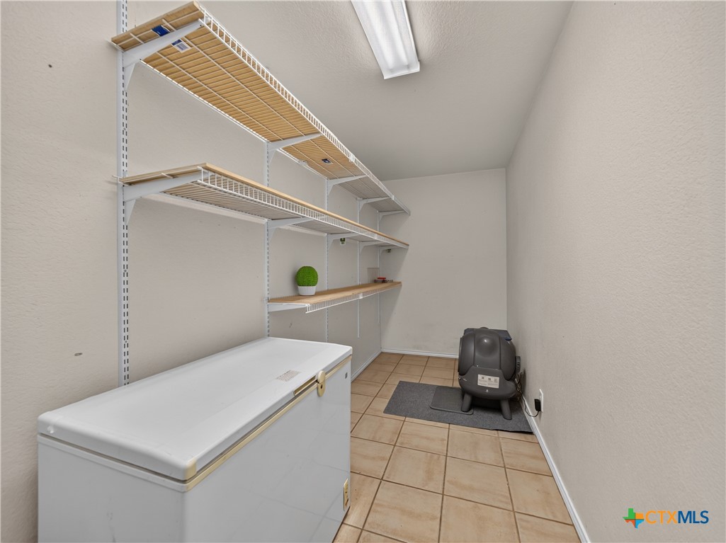 2611 Barton Hill Drive Property Photo 23