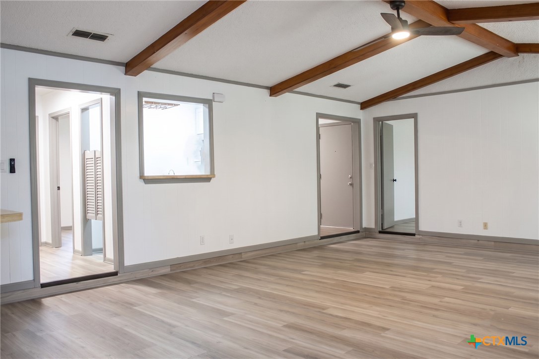 1410 Becker Drive Property Photo 3