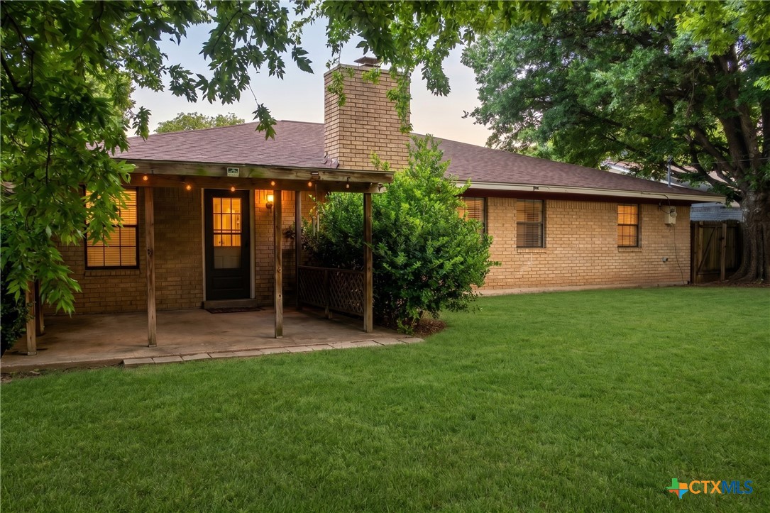 1410 Becker Drive Property Photo 14