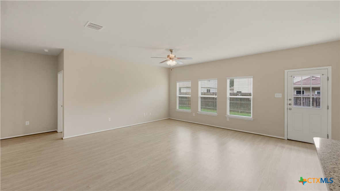 140 Fabarm Lane Property Photo 5
