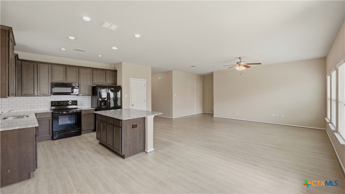 140 Fabarm Lane Property Photo 10