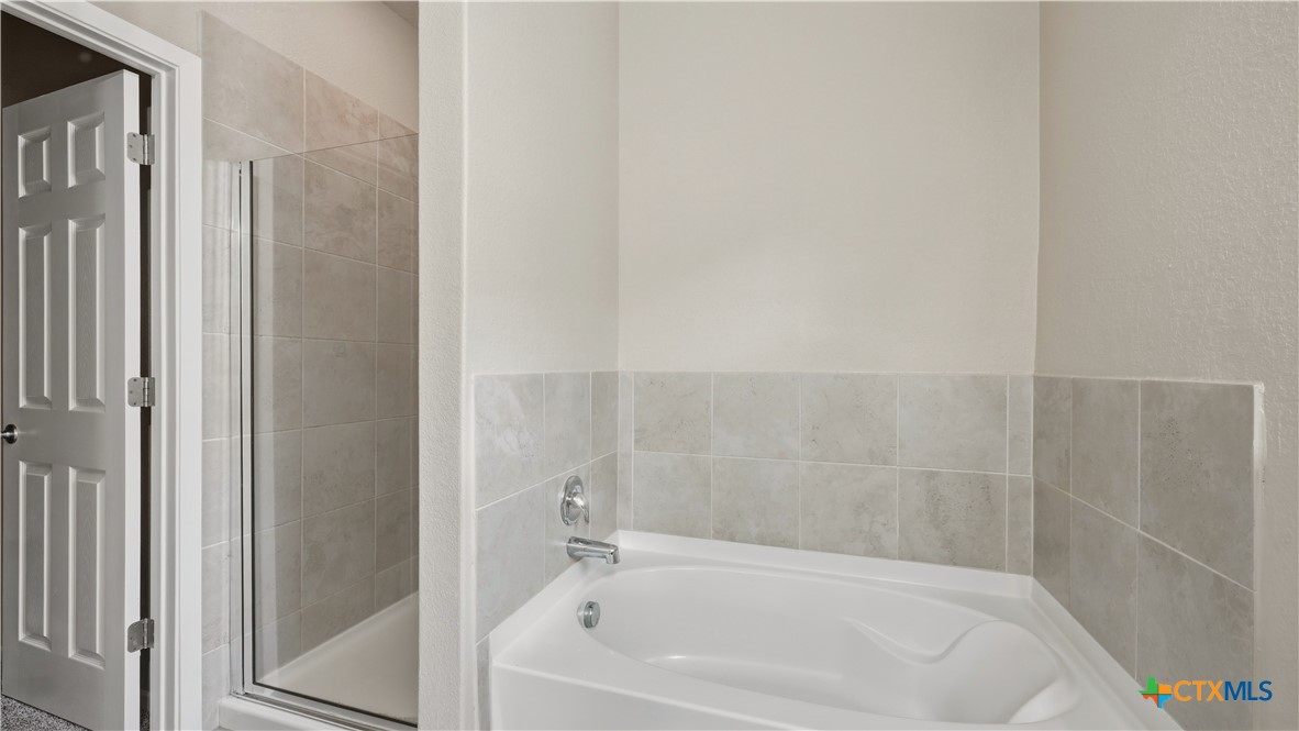 140 Fabarm Lane Property Photo 16