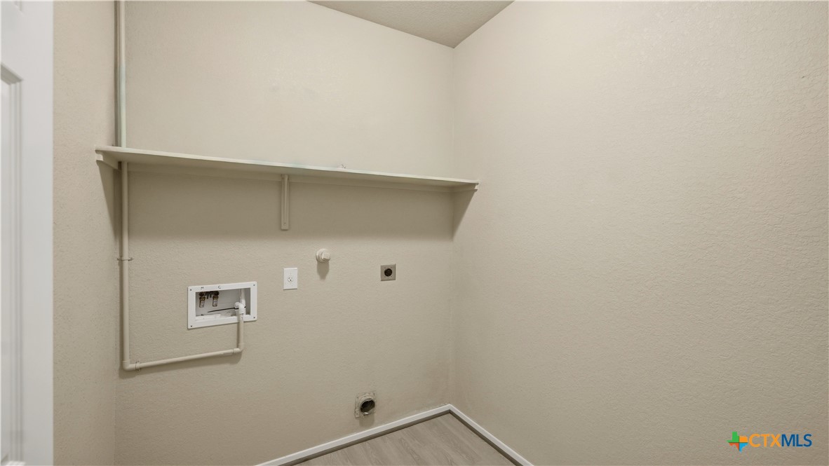 140 Fabarm Lane Property Photo 18