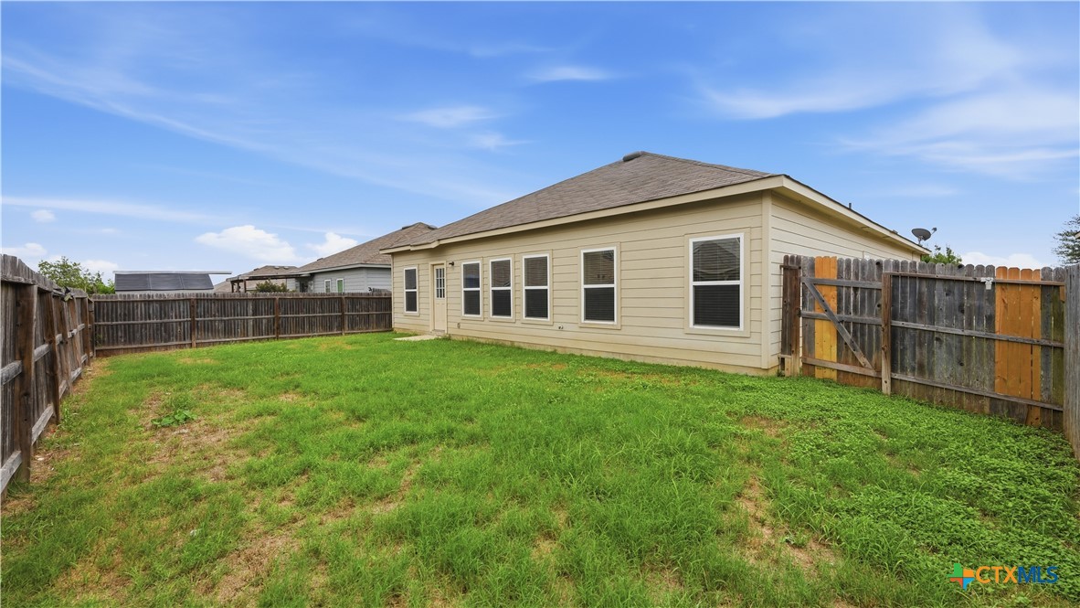 140 Fabarm Lane Property Photo 25