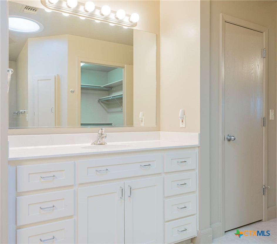 139 Georgia Place Property Photo 12