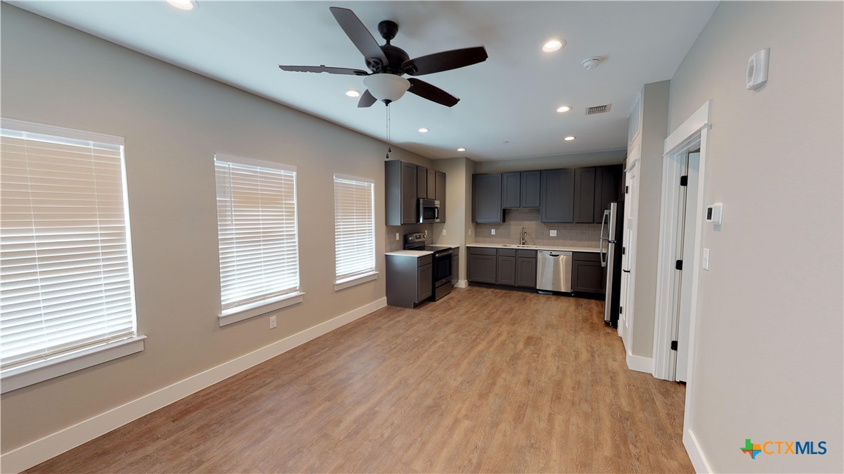 311 Craddock Avenue 102 Property Photo 6