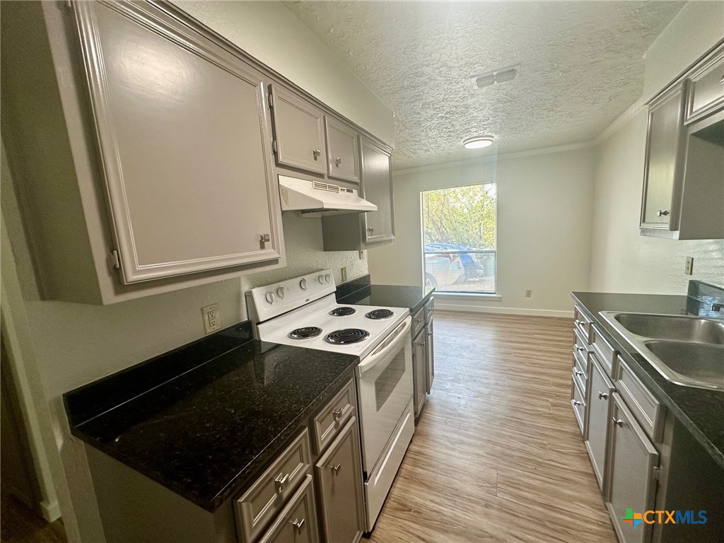 1103 Hillyer Street A/b Property Photo 8