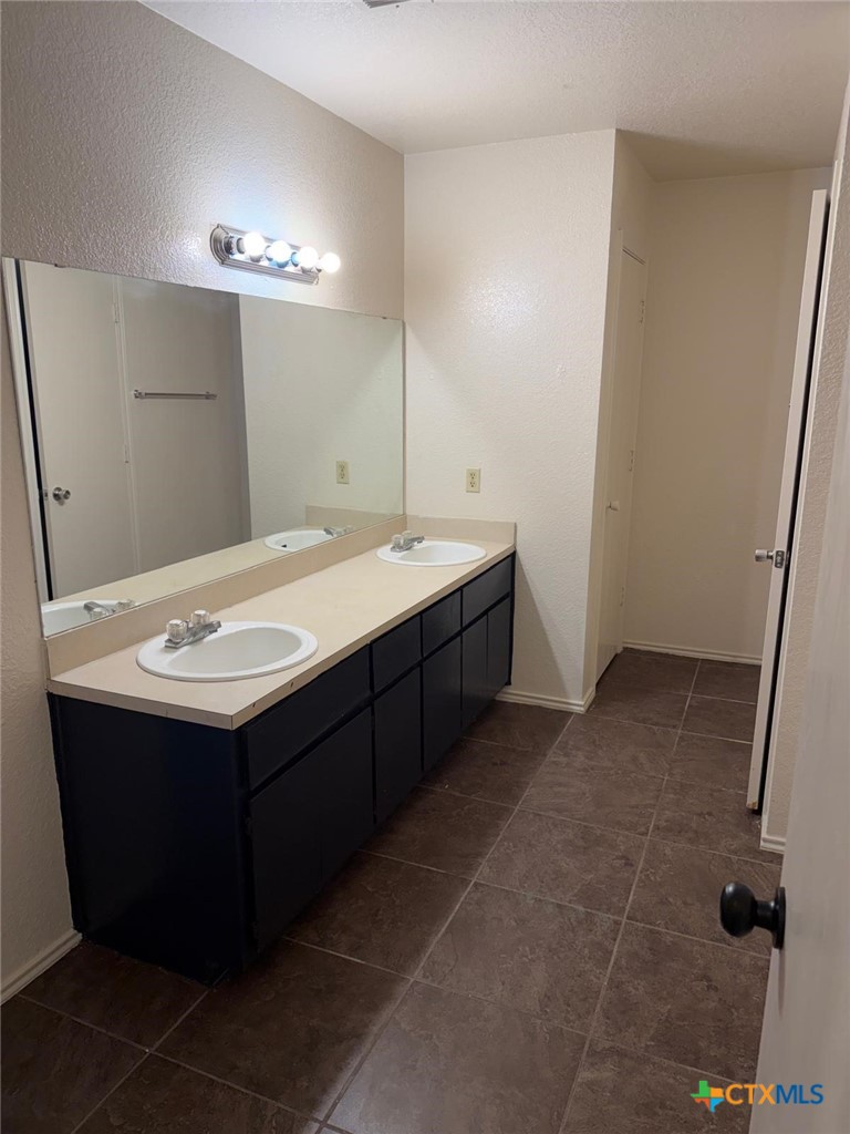 4212 Embers Drive Property Photo 11