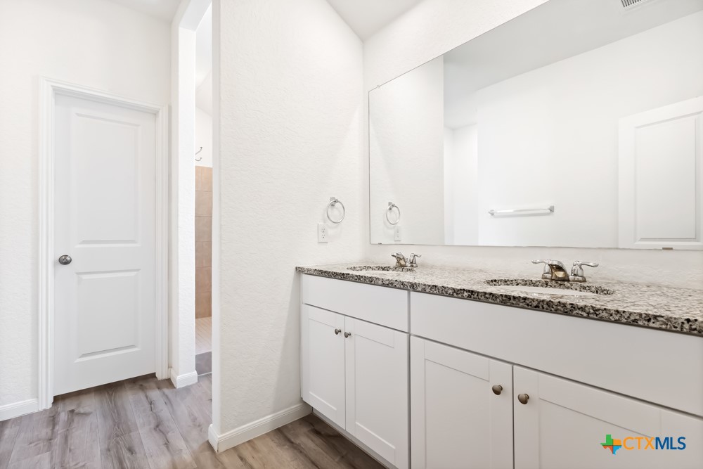 2924 Whinchat Property Photo 14