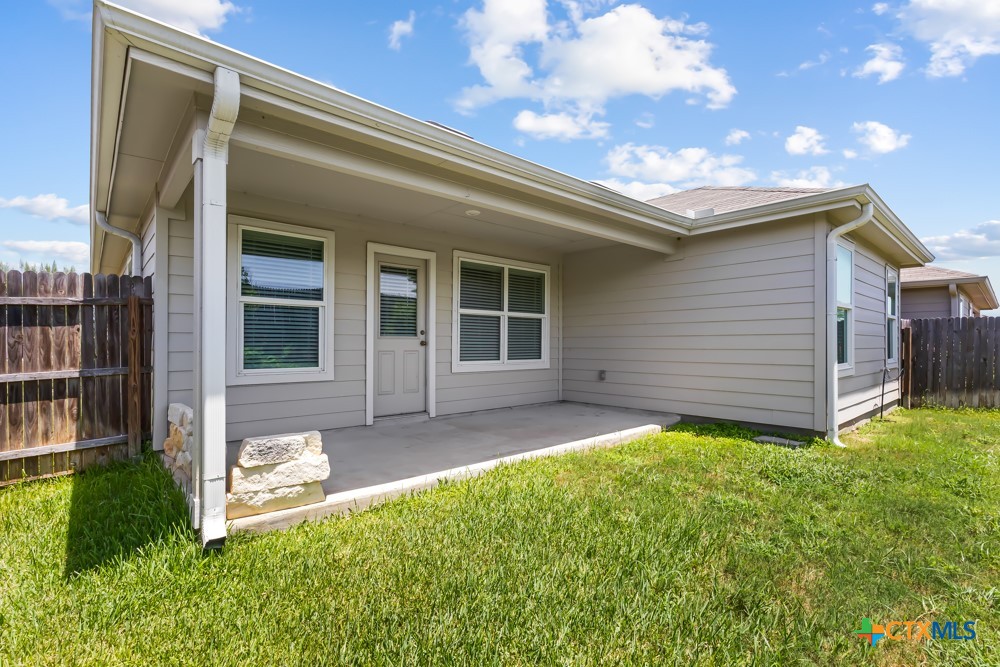 2924 Whinchat Property Photo 21