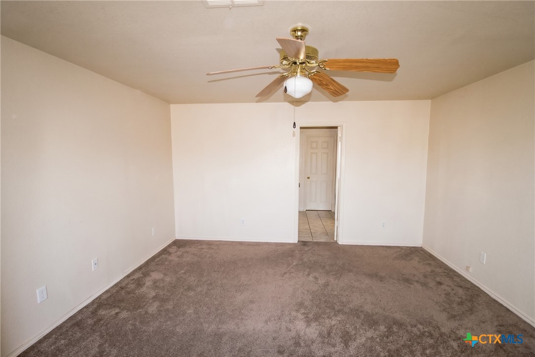 1902 Grey Fox Trail Property Photo 6