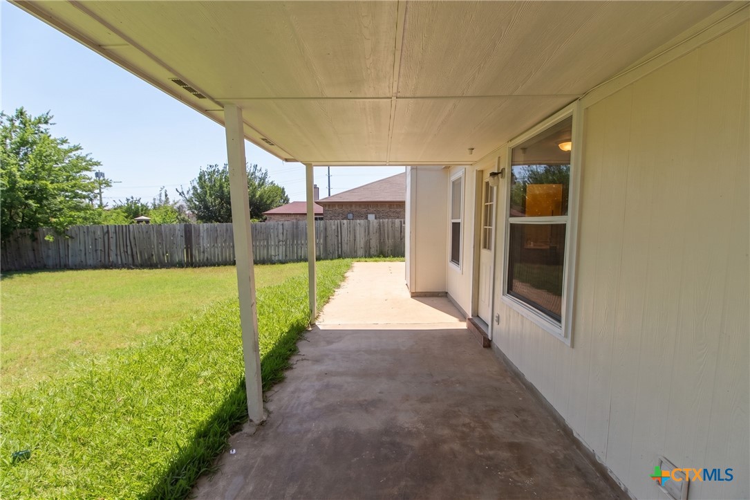 1902 Grey Fox Trail Property Photo 13