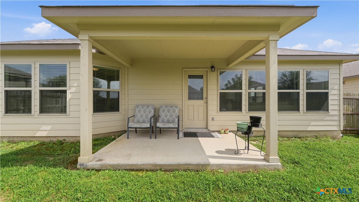 1132 Eagle Xing Property Photo 30