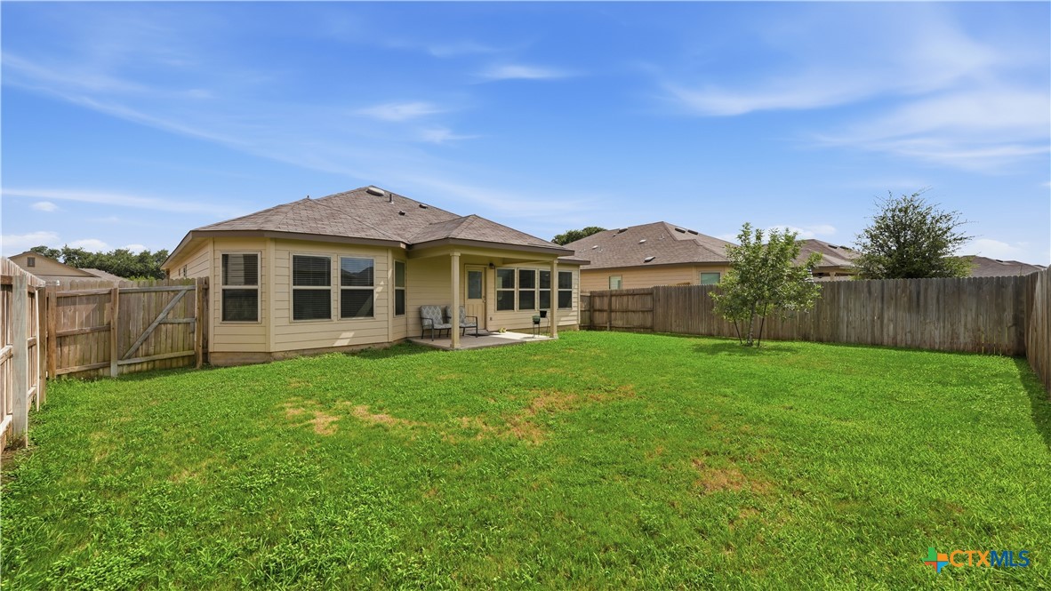 1132 Eagle Xing Property Photo 32