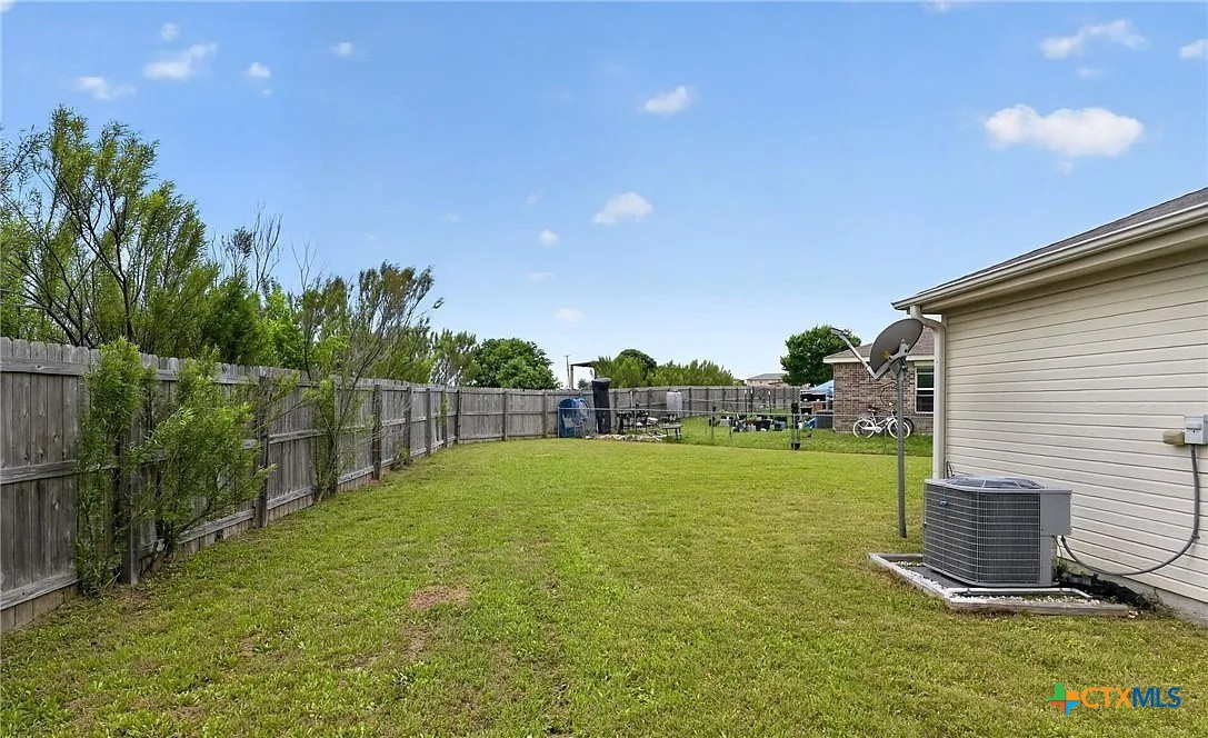 3711 John Chisholm Loop Property Photo 13