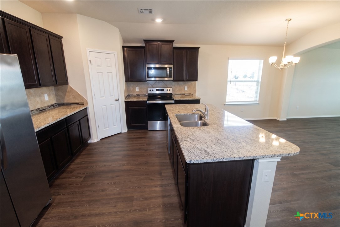 2044 Wigeon Way Property Photo 4
