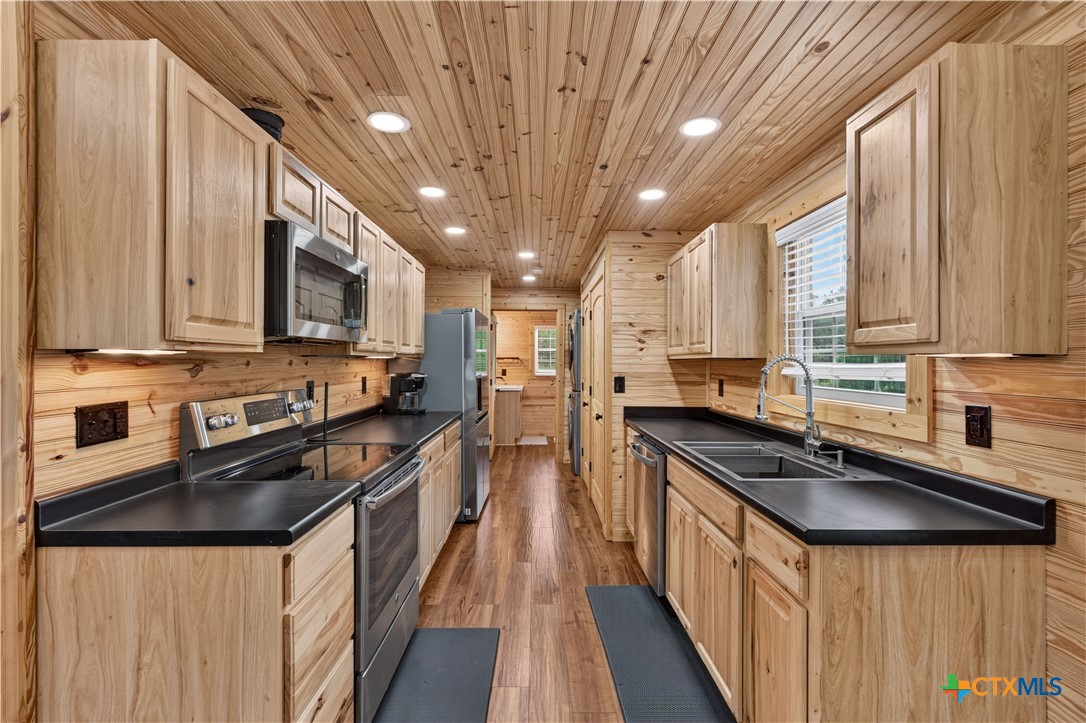26822 Blue Cove Property Photo 15