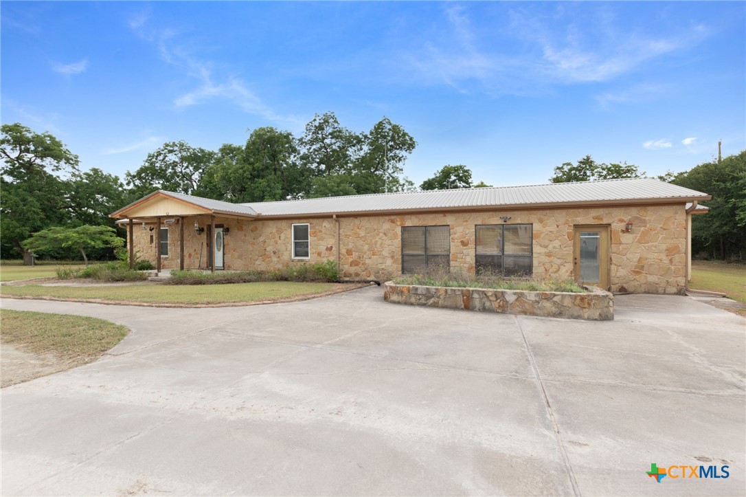 2742 County Road 1045 Property Photo 10