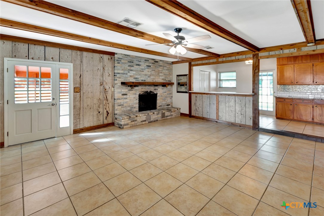 1103 Old Bloomington Road Property Photo 4